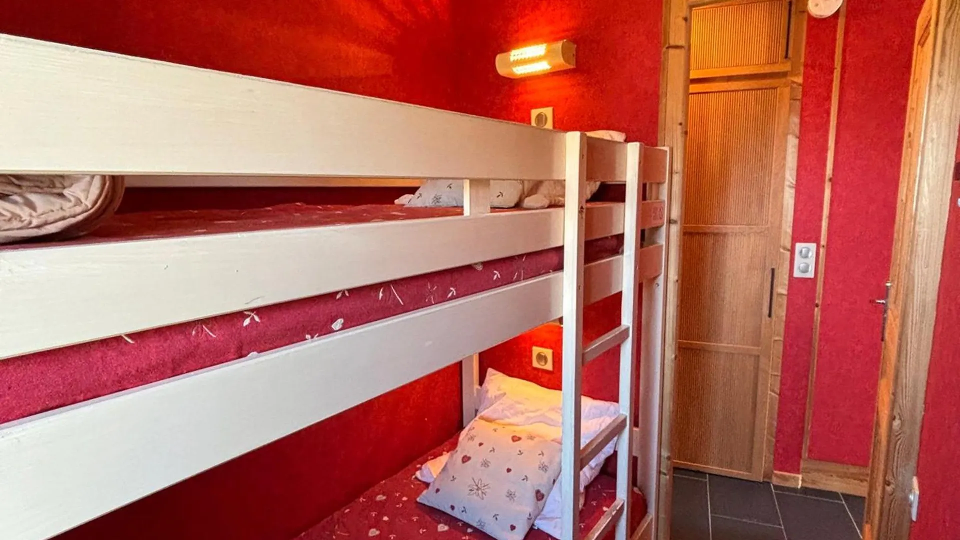 Appartement Style Chalet Avec Sauna Et Wi-Fi A Avoriaz - Fr-1-634-103 Morzine 0*,  France